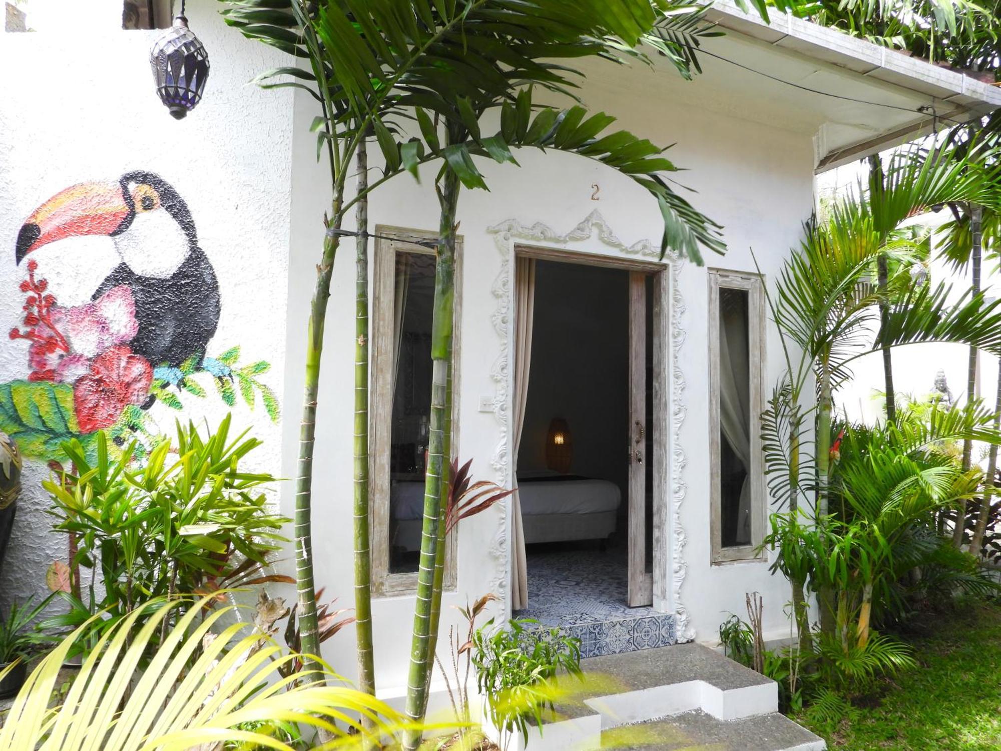 Surga Homestay Jimbaran Exterior foto