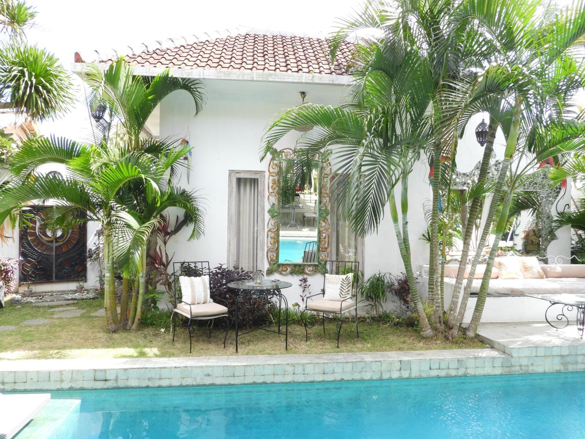 Surga Homestay Jimbaran Exterior foto