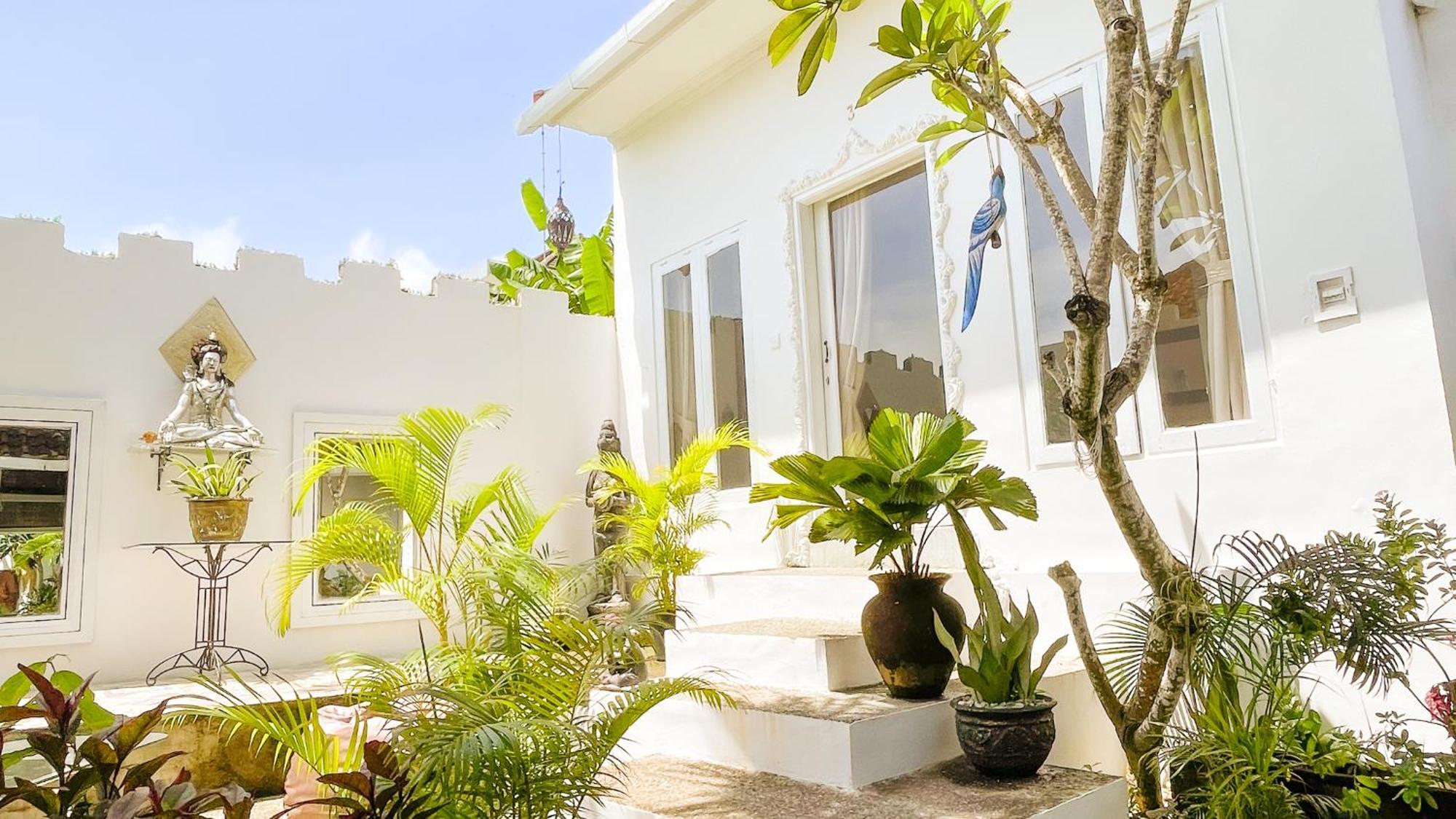 Surga Homestay Jimbaran Exterior foto